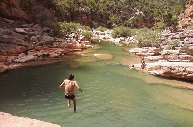 Baignade à la vallée du Paradis